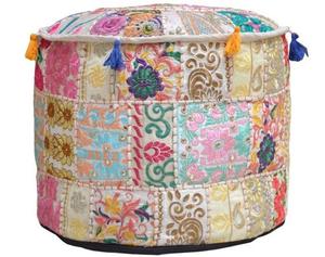 Puf Redondo Bohemio Hecho a Mano con Bordado Floral y Borlas para Decoración de Sala de Estar - Product Image 3
