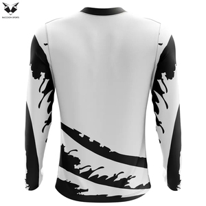 Camiseta Deportiva Transpirable para Hombre, Fabricada en Pakistán, de la Mejor Calidad, en Blanco y Negro, de Secado Rápido, para Fitness - Product Image 2