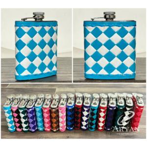 2026 Magnifique gourde à liqueur de poche en cuir repoussé à carreaux colorés, en acier inoxydable, accessoire cadeau pour hommes et femmes - Product Image 1