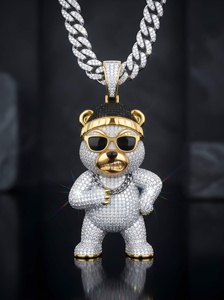 RCK Global Colgante de Cabeza de Oso 3D con Incrustaciones de Moissanita VVS, Plata S925, Oro Bicolor, Joyería de Lujo para Uso Diario, Unisex - Product Image 1