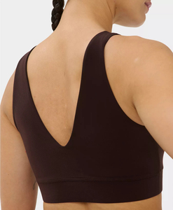 Top Corto Sexy con Aberturas para Mujer, Venta al Por Mayor Personalizada - Product Image 3