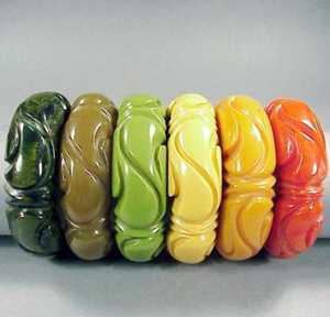 Bracelet jonc en résine sculptée irrégulière, de bonne qualité, nouveaux styles, bijoux pour femmes disponibles - Product Image 2