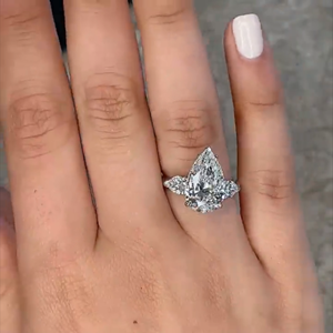 Anillo de Diamante de Corte Pera de 2 Quilates Cultivado en Laboratorio, Oro Blanco de 14K, Joyería Vintage para Compromiso y Boda, Certificado IGI - Product Image 1