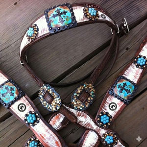 Nouvelle Selle de Cheval de Qualité Supérieure pour Spectacles Équestres, Têtière et Collier de Poitrine en Cuir Western de Designer - Product Image 1