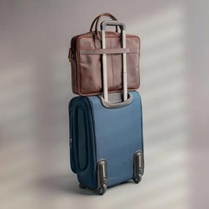 Hot Sale Fashion <b>Leather</b> <b>Laptop</b> <b>Bag</b> Made In High Quality Lightweight High Quality Large Capacity <b>Leather</b> <b>Laptop</b> <b>Bag</b> For Unisex - Product Image 5
