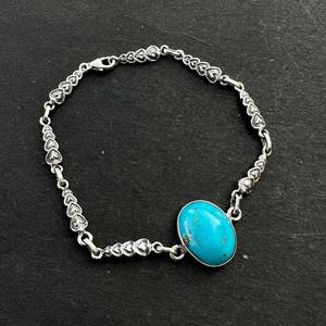 Bracelet réglable de luxe en argent sterling avec turquoise bleue naturelle ovale, pierre de naissance de décembre, cadeau délicat pour elle - Product Image 3