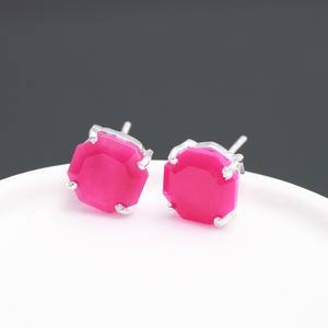 Boucles d'oreilles clous en calcédoine rose naturelle, argent sterling 925, faites à la main, style ethnique, certifiées IGI, bijoux pour femme - Cadeau d'anniversaire ou de fête - Product Image 2