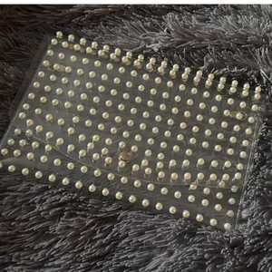 Bolso de mano de perlas para mujer, bandolera de lujo para fiesta, con cadena, a la moda, proveedor mayorista personalizado - Product Image 6