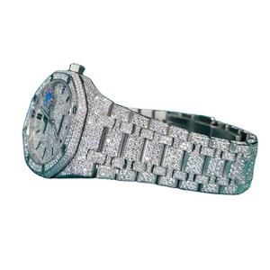 Montre pour homme de luxe, élégante et audacieuse, avec bracelet en cuir, boîtier en acier inoxydable poli, étanche, aiguilles, saphir, fournisseur indien - Product Image 1