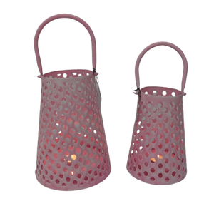 Ensemble de 2 lanternes en métal rose avec poignées, découpe en forme de cœur, porte-bougies pour bougies chauffe-plat - Product Image 1