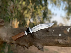 Nuevo Cuchillo Bowie de Supervivencia J2 de Acero Forjado a Mano de 15 Pulgadas con Acabado Pulido, Mango de Madera de Nogal, Cuchillo de Caza Personalizado - Product Image 4