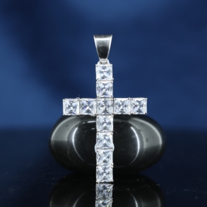 Trueya Men's Women's 925 Sterling Silver Princess Cut Cross Pendants Diamond Vvs Iced Small Chain Trendy Necklace GRA Certified - Product Image 1