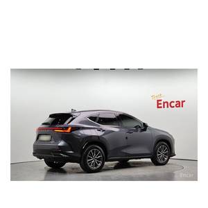 Lexus NX Premium con Cámara Trasera, Asientos de Cuero, Modelo de Julio de 2022, 47,499 km, Volante a la Izquierda - Product Image 2