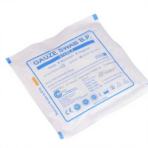 Compresses de gaze médicale stérilisées à l'oxyde d'éthylène Crystal Hygiene 5 cm x 5 cm x 16 plis x 100 unités, certifiées CE Classe I pour pansement des plaies - Product Image 1