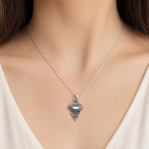 Colgante Vintage de Plata de Ley 925 con Piedra Lunar Arcoíris de Fuego Azul Natural, Engaste Marquise, Chapado en Oro Rosa y Oro Amarillo - Product Image 1