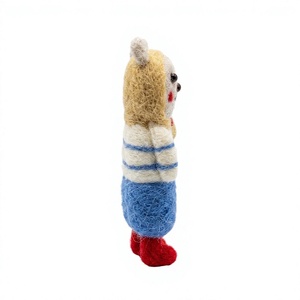 Traditional Eco-Friendly Handmade Felt Wool Bear <b>Winter</b> Indoor Christmas Wall Hanging Ornament - Product Image 3