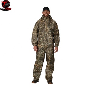 Veste de chasse et de camping haut de gamme à capuche, en softshell respirant, imperméable, coupe-vent, légère et performante - Product Image 1