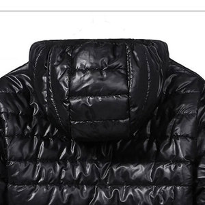 Veste matelassée imperméable à capuche 100% nylon avec design patchwork, style streetwear - Product Image 1