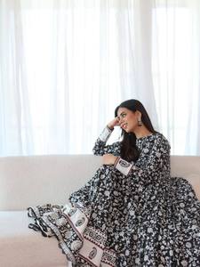 Traditional Indian <b>Pakistani</b> Women's Floor-Length Cotton Wedding <b>Dress</b> <b>Black</b> White Digital Print Regular Fit Stretchable Ethnic - Product Image 3