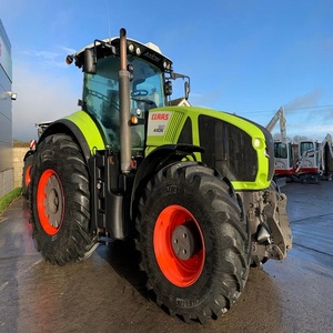 Tracteur Claas 80 CV à vendre, 4x4, compact, moteur diesel, pompe, boîte de vitesses, équipement agricole automatique - Product Image 3