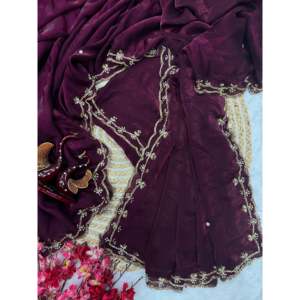 Magnifique sari de mariage artisanal avec des perles pour les occasions spéciales - Product Image 6