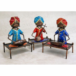 Idole de musicien Art Déco en métal, artisanale et articulée, pour anniversaire - Product Image 2