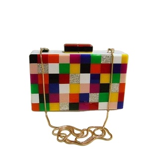 Bolso de Mano de Resina Personalizable de Diseño Exclusivo para Damas, Ideal para Fiestas y Eventos - Product Image 1