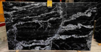 Dalles et carreaux de granit noir et blanc poli moderne de la Forêt-Noire, haute résistance, garantie 2 ans, fabricant et exportateur indien