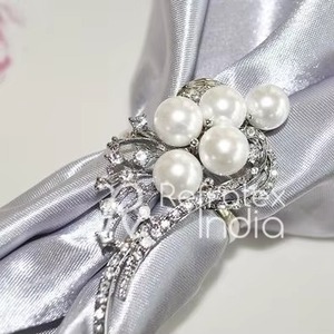 Anneau de serviette en strass de qualité supérieure pour hôtel par Refratex India, fabriqué en Inde pour une qualité supérieure et un prix bas - Product Image 4