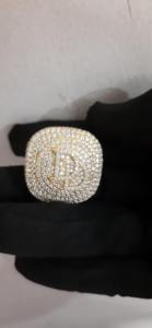 แหวนผู้ชายแบบ Drip Ring ชุบทอง 18K ประดับคริสตัล ดีไซน์ Pave Setting สไตล์ฮิปฮอป เหมาะสำหรับใส่ทุกวัน - Product Image 2