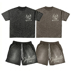 Ensemble survêtement 2 pièces homme été 2026 personnalisé avec logo imprimé, chemise et short, effet délavé, motif graphique, grandes tailles - Product Image 6