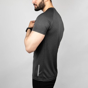 Camiseta Casual de Punto para Hombre, Cuello Redondo, Manga Corta, Corte Regular, 100% Algodón, Transpirable, de Secado Rápido, Color Gris Oscuro - Product Image 1