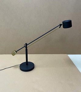 Lámpara de mesa LED de 10W – Altura ajustable, regulador táctil y control de temperatura de color (CCT) - Product Image 4