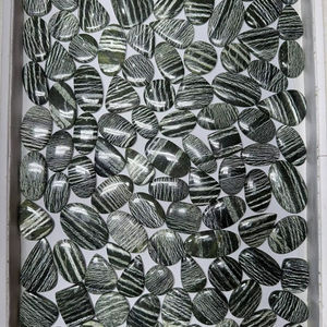 Cabujones Verdes de Ópalo Suizo de Calidad Premium a Granel, Cristal Auténtico Natural, Gema de Corte Cojín, Joyas de Alta Calidad con Reverso Plano - Product Image 1