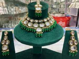 ชุดเครื่องประดับเจ้าสาวแบบโบราณชุบทอง ดีไซน์สั่งทำพิเศษสำหรับผู้หญิง-เครื่องประดับงานแต่งงาน/งานปาร์ตี้ รูปทรง/ลวดลาย/ชื่อแบบกำหนดเอง - Product Image 2