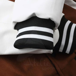 เสื้อแจ็คเก็ตเบสบอลหนังปักลายเชนิลล์สำหรับผู้ชายและผู้หญิง ยี่ห้อ Manufacturer รุ่นวินเทจ - Product Image 3