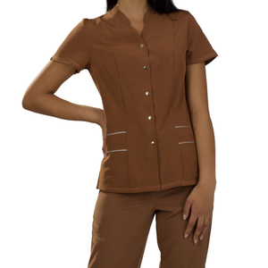 Tenues d'uniformes personnalisables pour femmes avec logo : Tunique, pantalon et blouses à boutons métalliques pour thérapeutes de SPA, massagistes, coiffeuses, esthéticiennes et techniciennes en onglerie - Product Image 2