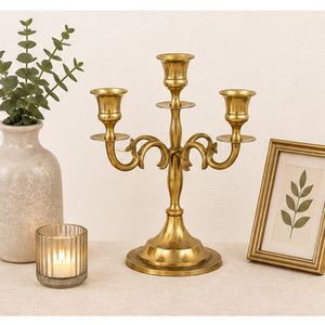 Candelabro de Metal de 5 Brazos con Acabado Dorado Antiguo, Centro de Mesa de Lujo, Portavelas para Decoración del Hogar y Hoteles - Product Image 4
