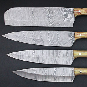 Ensemble de cuisine avec lame pour l'élimination des poils et le traitement sur site, idéal pour une utilisation fiable en extérieur - Product Image 1