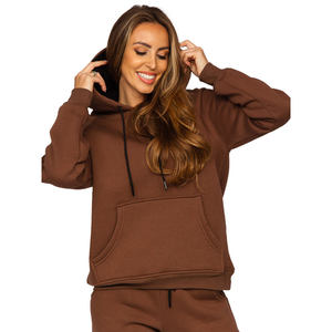 Conjunto Deportivo Personalizado para Mujer, Chaqueta con Cierre de Tela Reciclada de Alto Rendimiento, Pantalones Deportivos Ajustados, Ropa Deportiva Moderna para Exteriores - Product Image 4