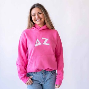 เดลต้า |   เสื้อฮู้ดปักลาย Zeta สีชมพู ผ้าฟลีซ ยูนิเซ็กส์ สไตล์ลำลอง ตกแต่งด้วยผ้าทวิลล์  โลโก้ด้านหน้า ทรงโอเวอร์ไซส์ เหมาะสำหรับใส่ในฤดูใบไม้ร่วง - Product Image 1