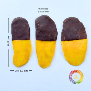 Tranches de mangue/banane/ananas séchées enrobées de chocolat blanc/vert matcha, croustillantes, sucrées, conservées sous vide, exportables, en sachet individuel - Product Image 1