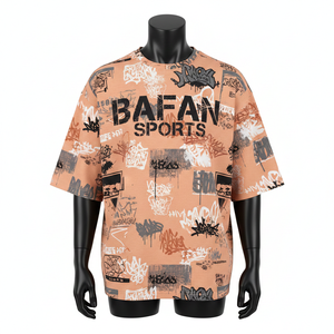 เสื้อยืดทรงบ็อกซี่ผ้าฝ้ายหนาน้ำหนักมากสำหรับผู้ชาย สีเบจ พิมพ์ลายทั่วตัว โลโก้พัฟ สไตล์สตรีทแวร์ ทรงหลวม 100% ผ้าฝ้าย พิมพ์ลาย - Product Image 6