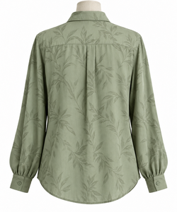 Camisa de Mujer Color Verde Salvia con Botones, Manga Larga, Cuello con Solapa, 100% Seda, Estilo Vintage, Lavable, para Oficina - Product Image 2