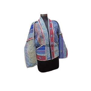 Chaqueta Corta Reversible Tejida a Mano Kantha 100% Algodón Transpirable, Ropa de Mujer Artesanal India para Verano e Invierno - Product Image 2
