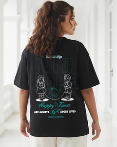 Camiseta extragrande con estampado gráfico de cuerda de saltar en negro azabache para mujer - Product Image 1