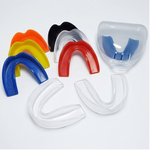 Protector Bucal de Plástico Ligero y Ecológico con Logotipo Personalizado, Cierre de Tirón, Set Combinado, Equipo Profesional para Deportes de Contacto, MMA, Muay Thai - Product Image 1