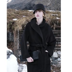 Abrigo Largo de Alpaca VENETO para Mujer al por Mayor, con Bolsillos Utilitarios, Abrigo Tipo Gabardina Blanco para Mujer - Product Image 3