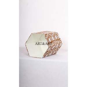 Maneras creativas de reutilizar cajas de cartón para hacer contenedores de basura con estampado floral artesanal y tela de algodón. - Product Image 5