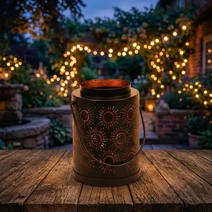 Lanterne cylindrique en métal noir mat avec motif de points dorés, décoration d'intérieur - Product Image 2